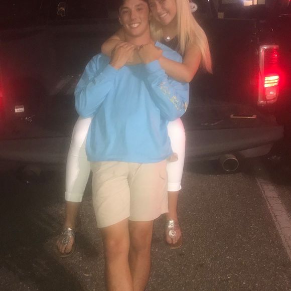 Meet your Posher, Amber - Picture 1 of 1